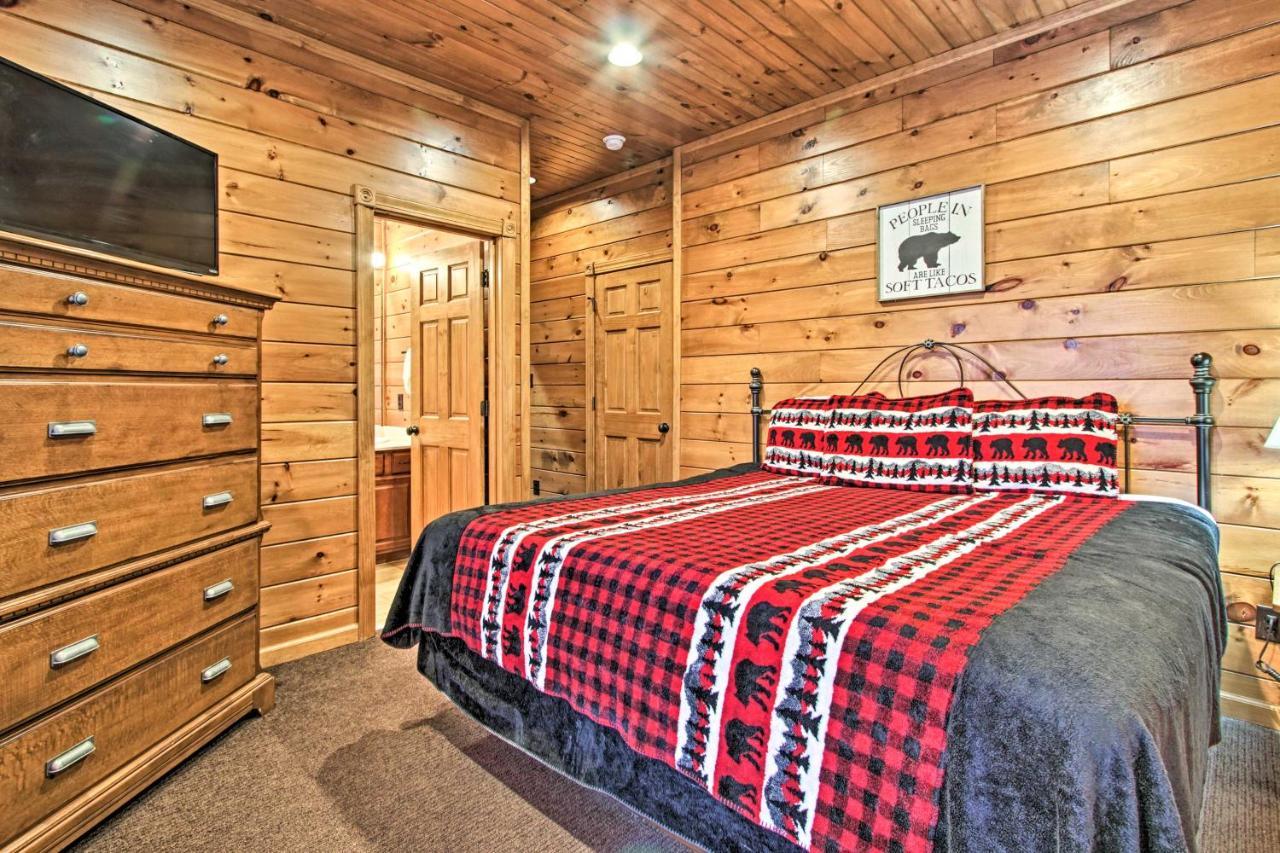 Cabin With Pool Access About 3 Mi To Downtown Gatlinburg Esterno foto
